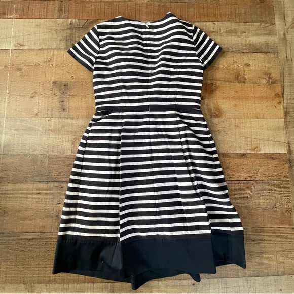 346 Brooks Brothers A Line Round Neck Short Sleeve Dress Sz 4 Blue White Stripe - Picture 7 of 10